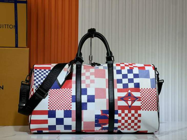 Picture of Louis Vuitton Mens Bags _SKUfw171855185fw